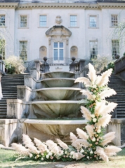 Amazing fountain and floral arrangement - Swan House Wedding at Atlanta History Center. Flowers by The Perfect Posey. Sarah Sunstrom Photography